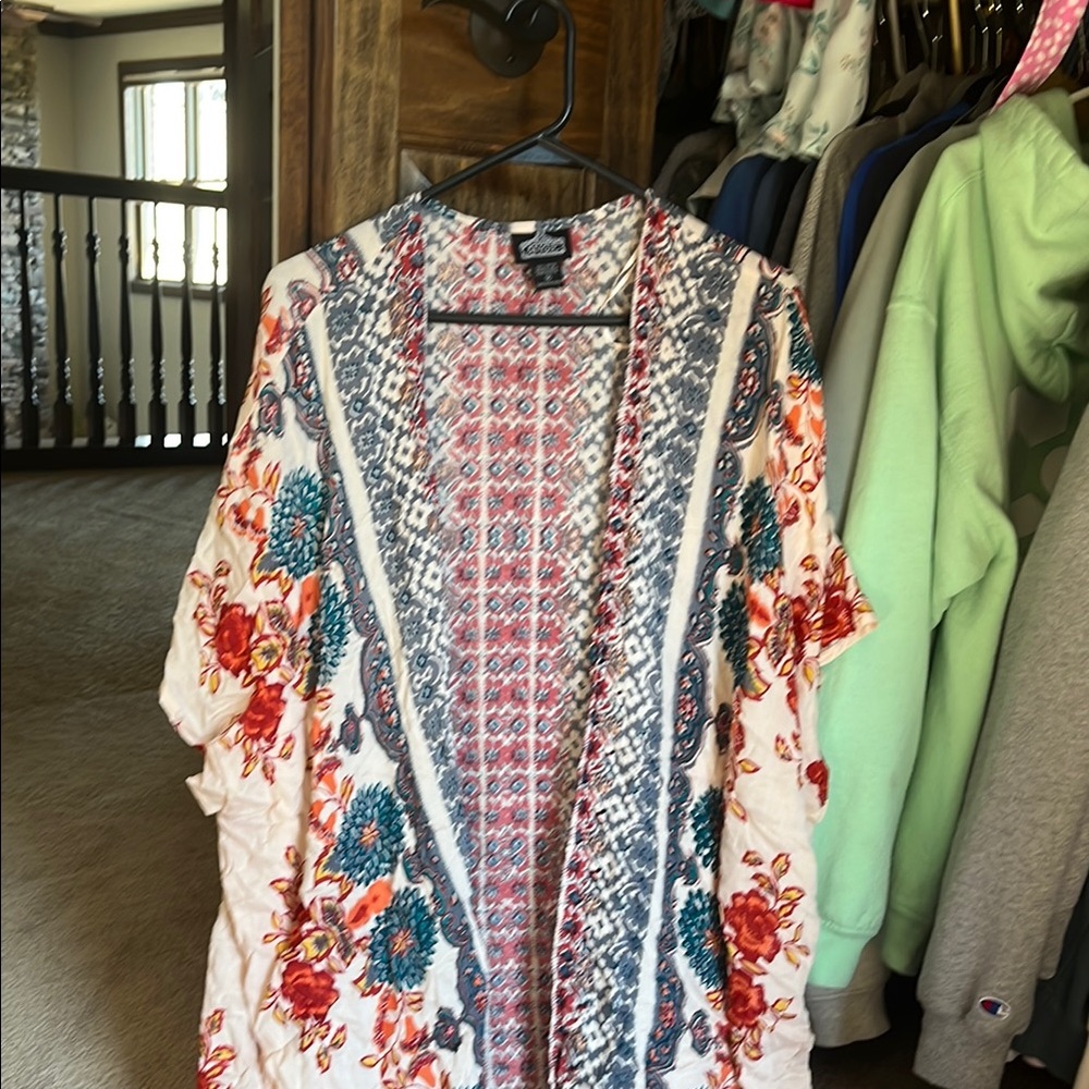 Floral Kimono with Mixed Patterns